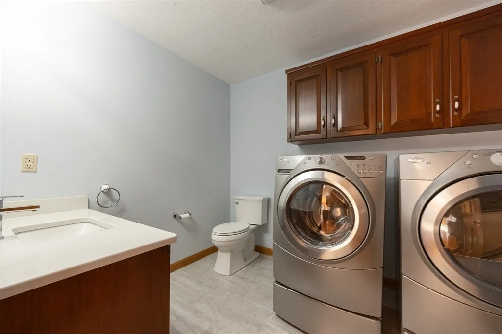 Photo of 16 Oak Tree Drive