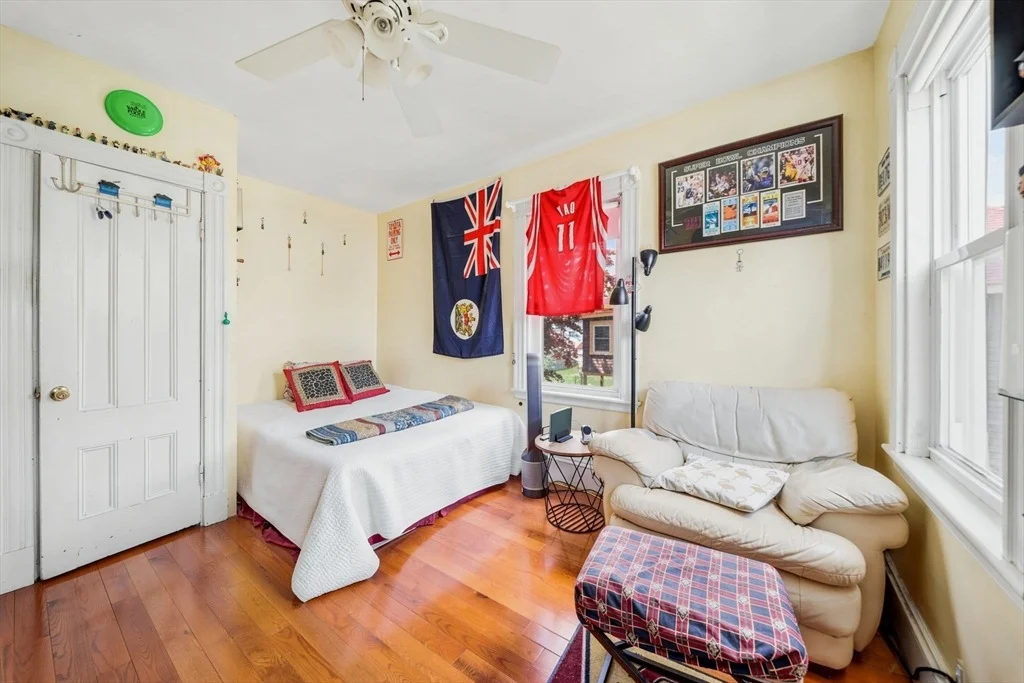 Photo of 75 Walker St