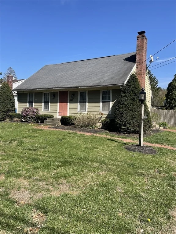 Photo of 488 Shaker Rd