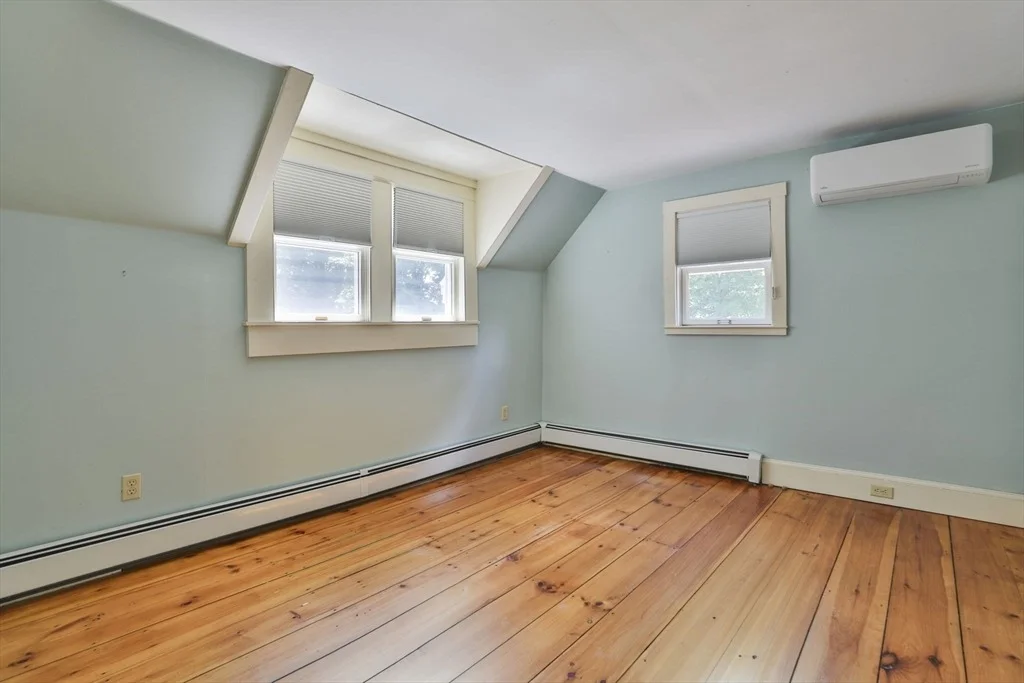 Photo of 5 Kent Way
