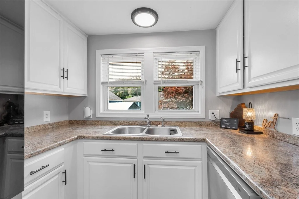Photo of 103 Fox Ave