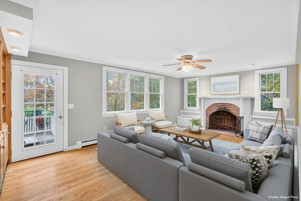 Photo of 43 Owl Pond Rd