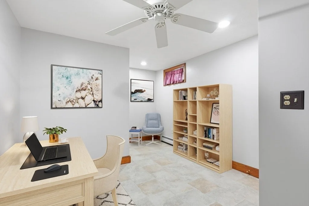 Photo of 10 Oxbow Rd