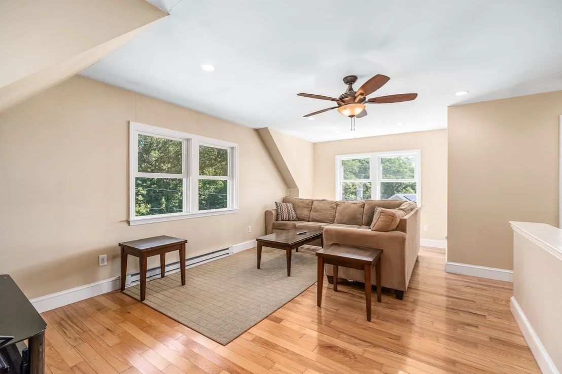 Photo of 2 Hunter Road