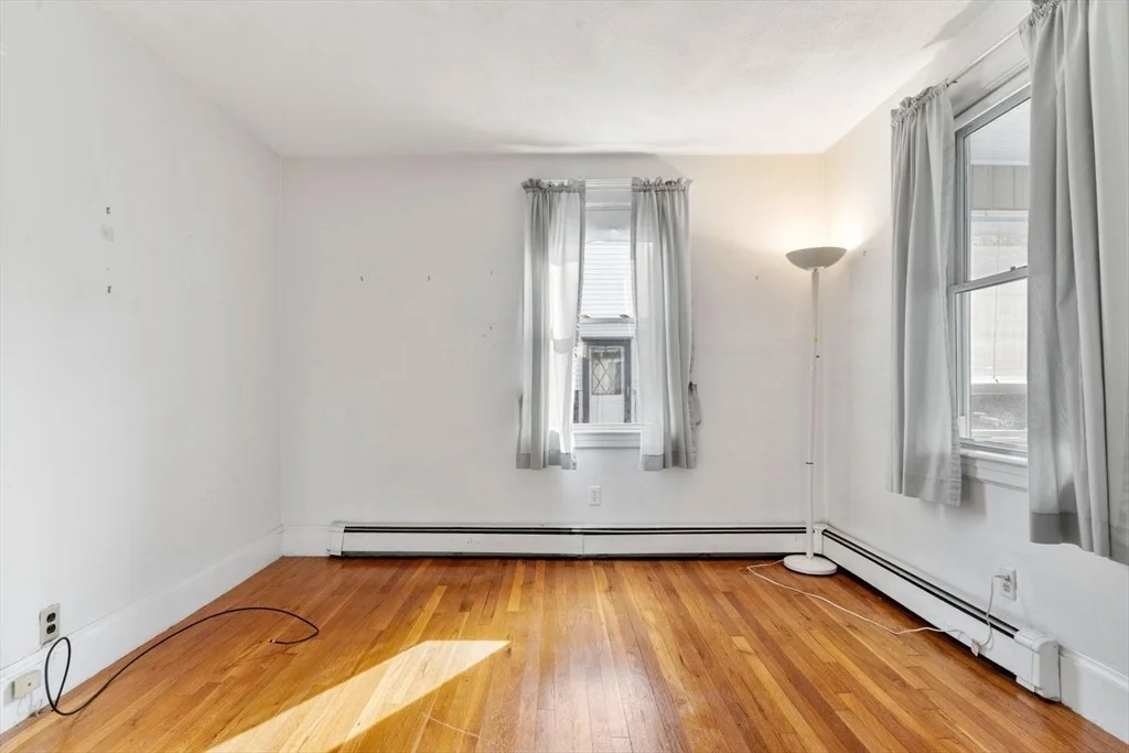 Photo of 37 Greenhalge Ave