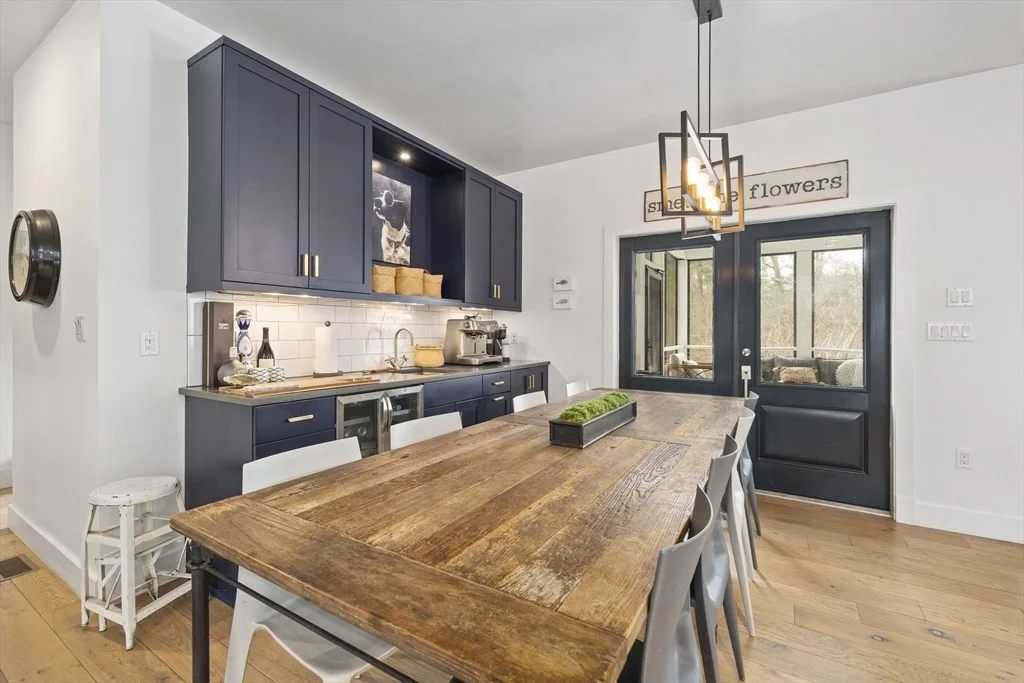 Photo of 229 Spring St