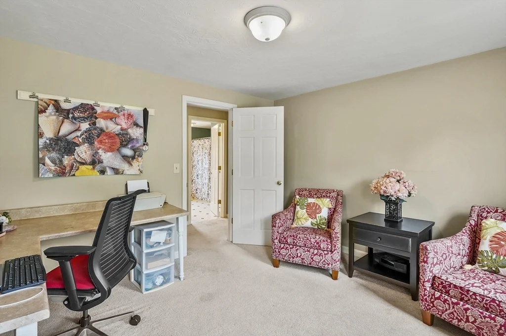 Photo of 19 Wachusett Circle