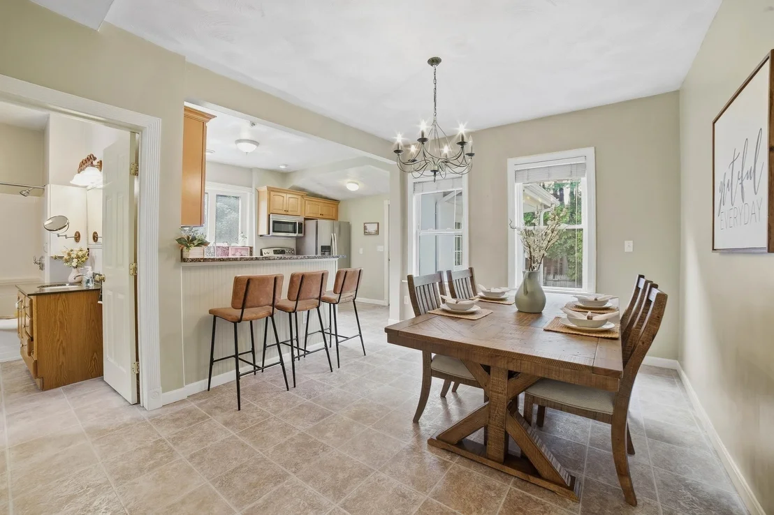 Photo of 550 Sunderland Road