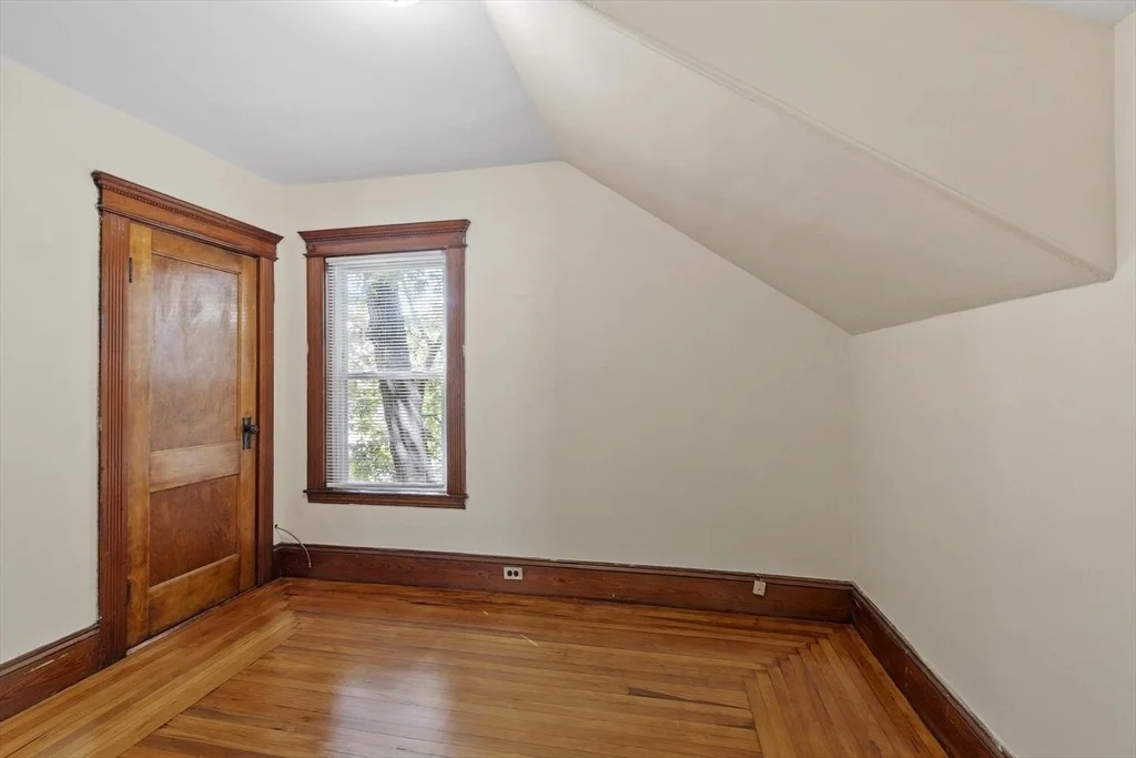 Photo of 219 Walnut Street