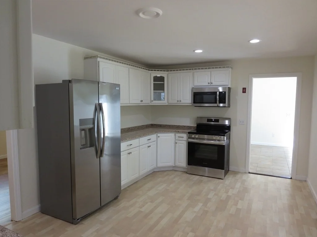 Photo of 130 Fuller Rd