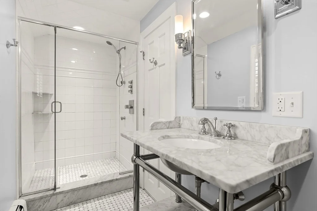 Photo of 27 Radcliffe Rd