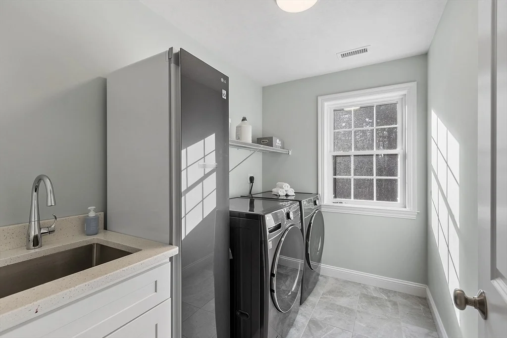 Photo of 27 Spring Road