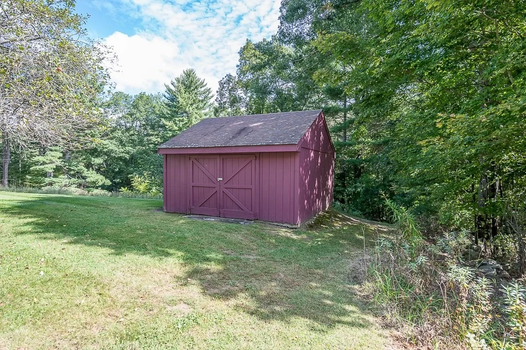 Photo of 101 Barnett Rd.