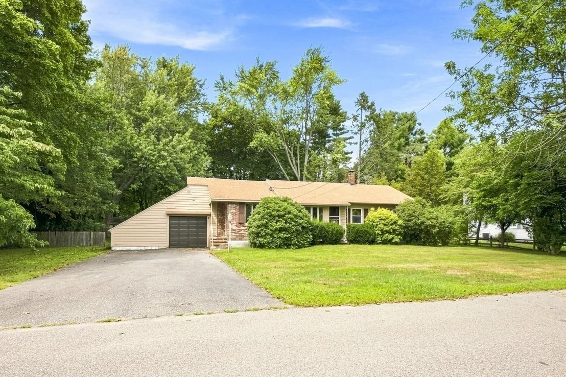 Photo of 8 Charlesgate Road