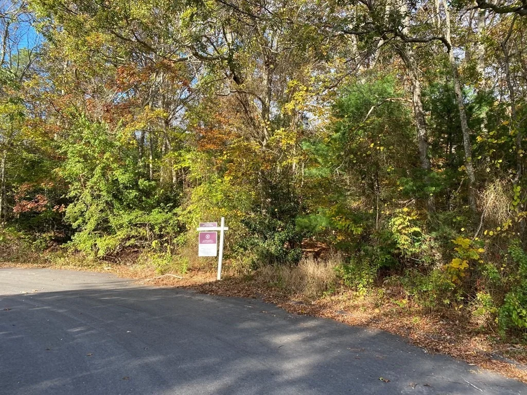 Photo of 93 Deerfield Rd