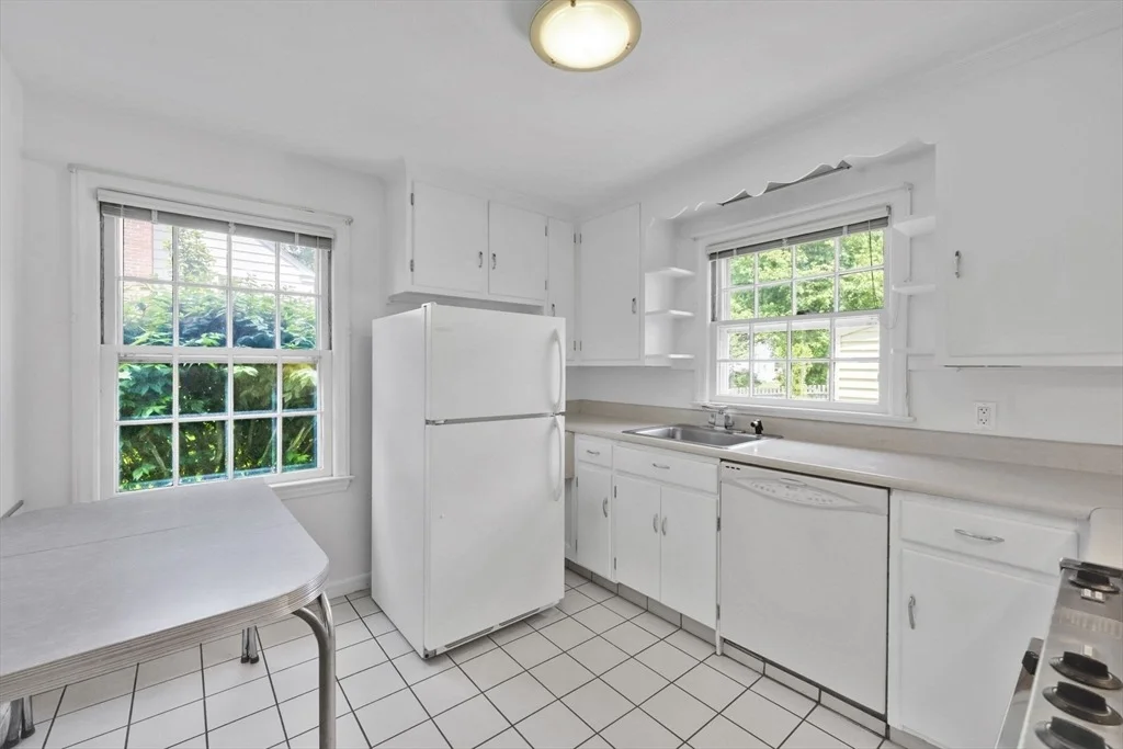 Photo of 121 Benz St