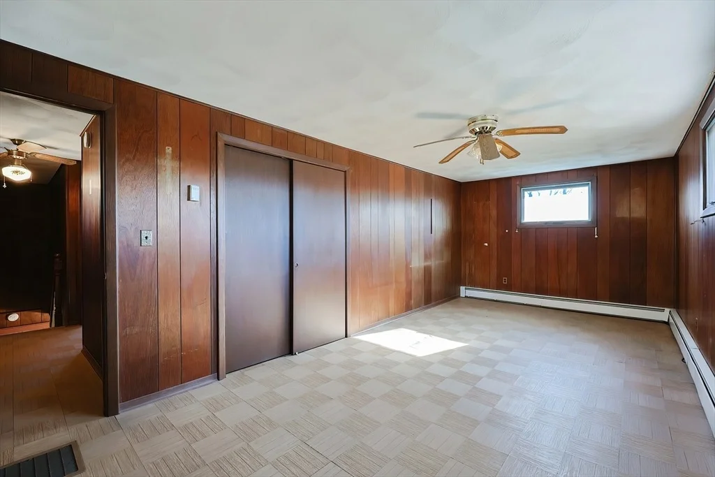 Photo of 940 Read St.