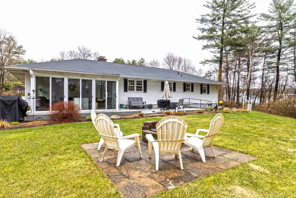Photo of 25 Pinecrest Circle