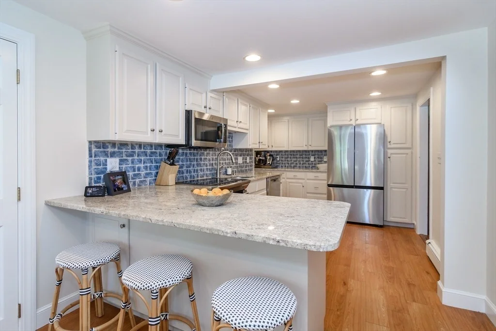 Photo of 48 Beacon St