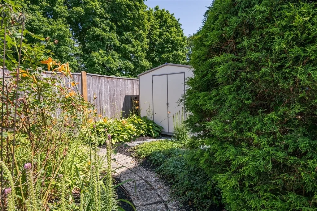 Photo of 47 Sharon Rd