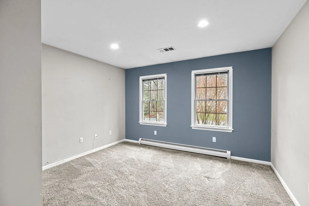 Photo of 2 Plumfield Ln.