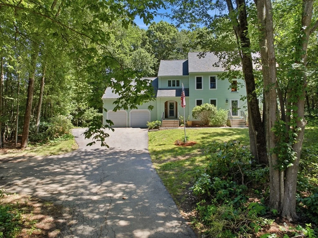 Photo of 649 Concord Rd