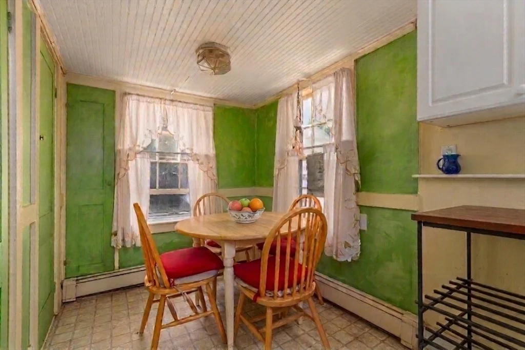 Photo of 120 Summer St