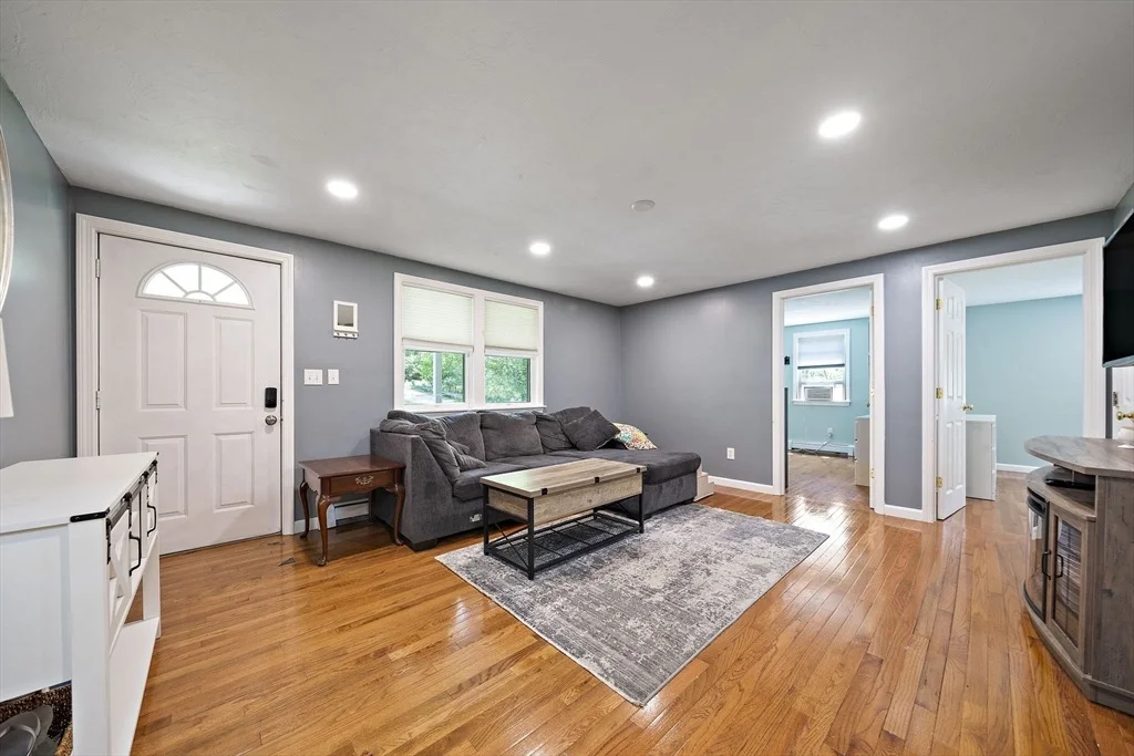 Photo of 136 Elm St