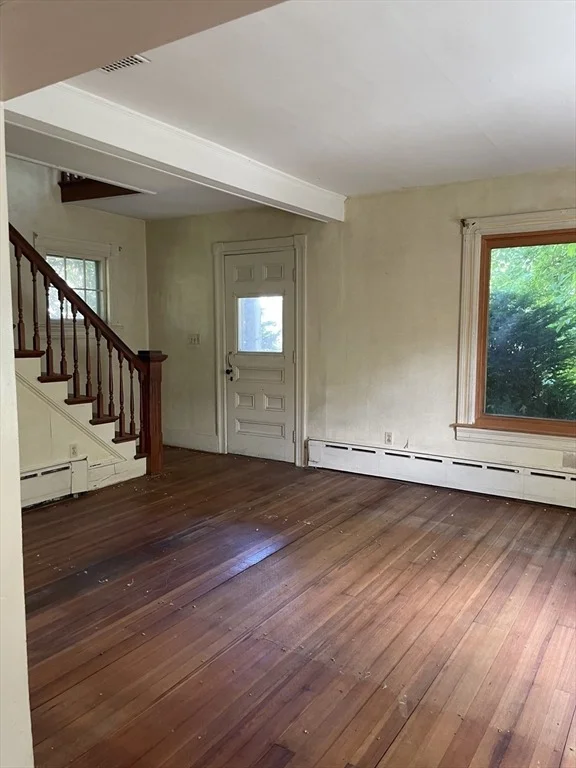 Photo of 239 River Road