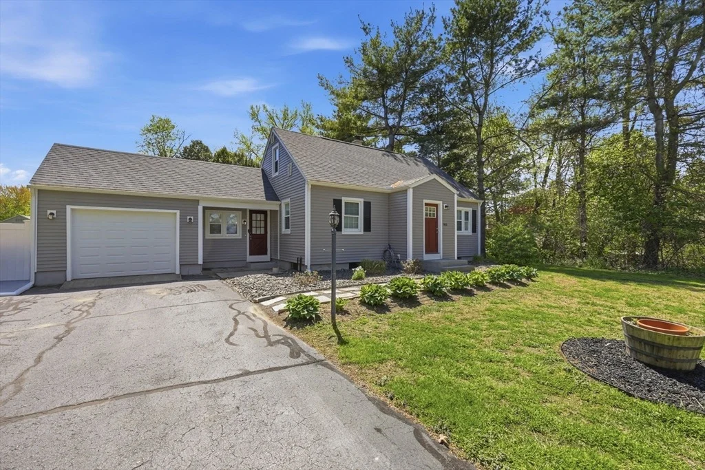 Photo of 983 Shoemaker Ln