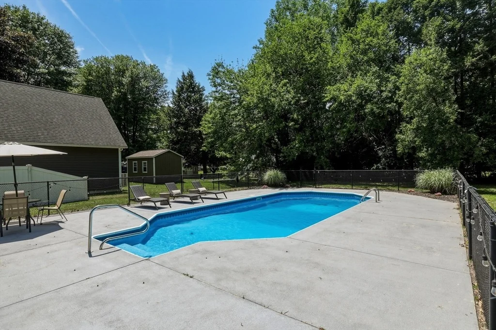 Photo of 75 Clematis Rd