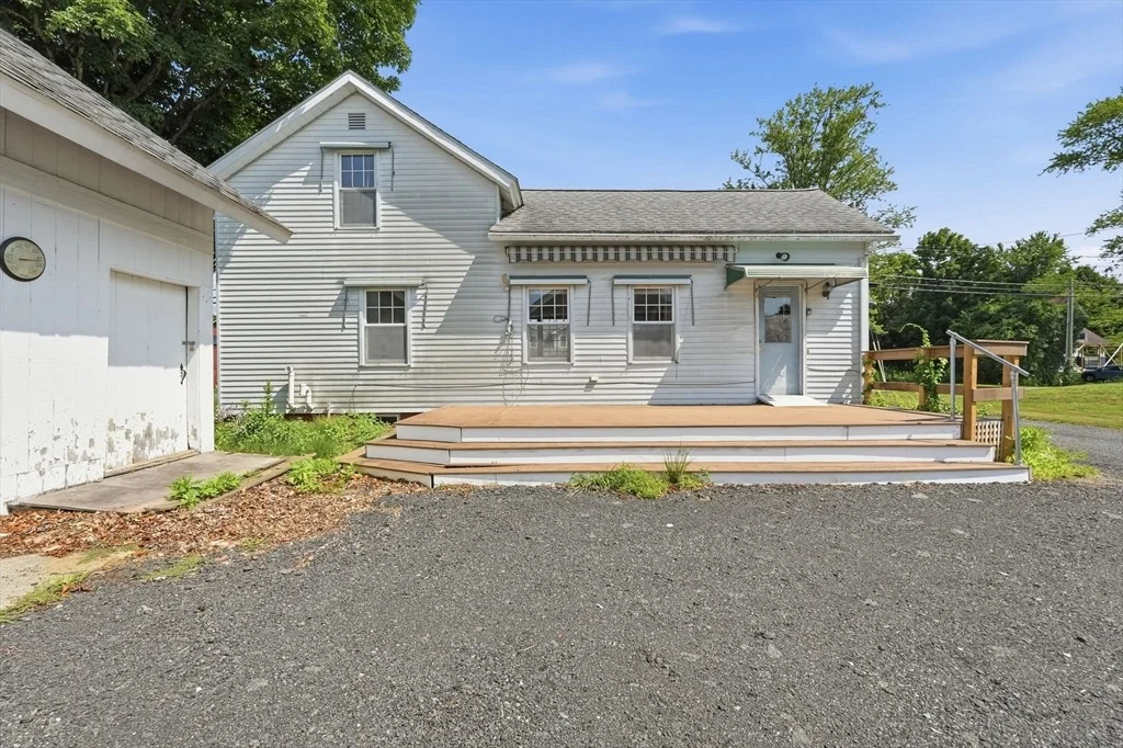 Photo of 71 Chestnut St