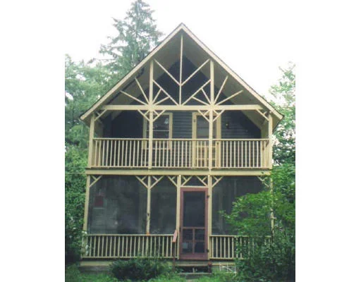 Photo of 15 Laurel Park