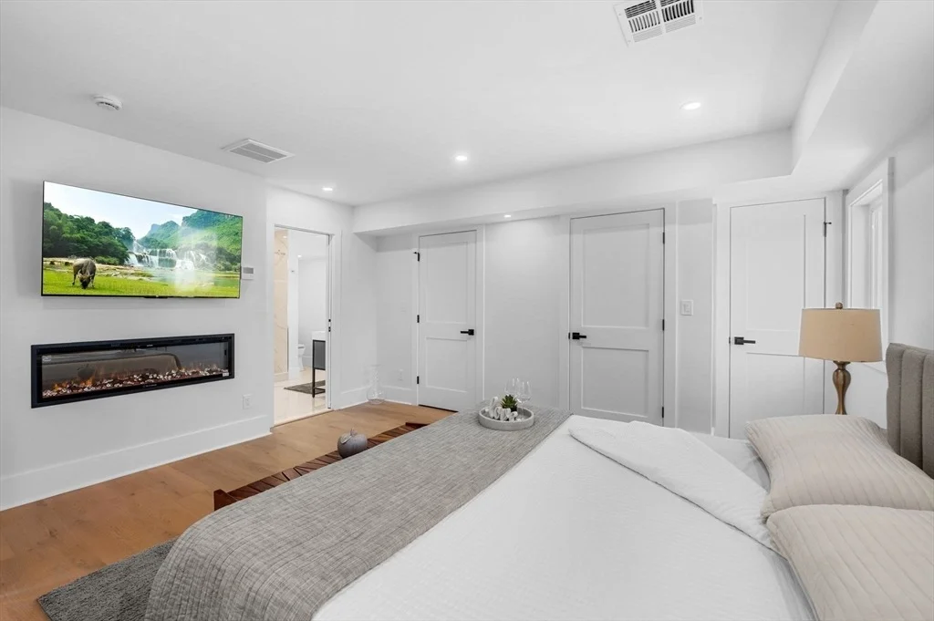 Photo of 30 Burdett Road