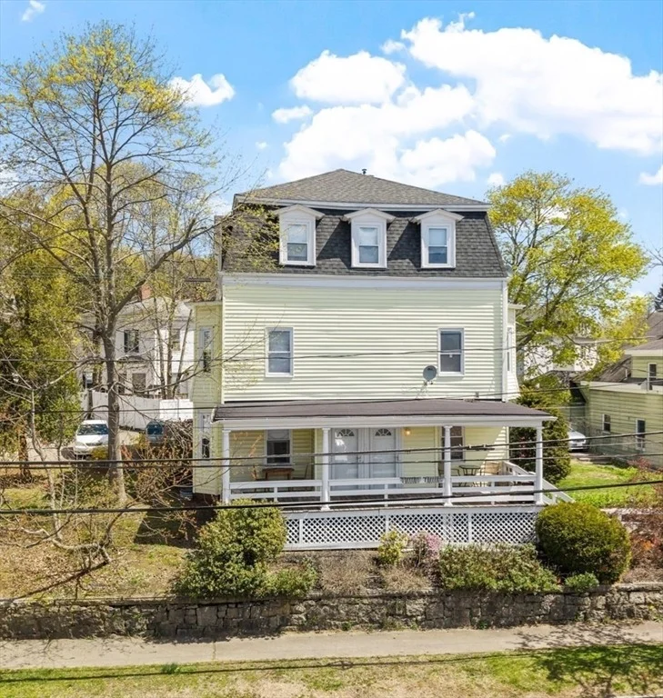 Photo of Unit 1 at 155 Maple St