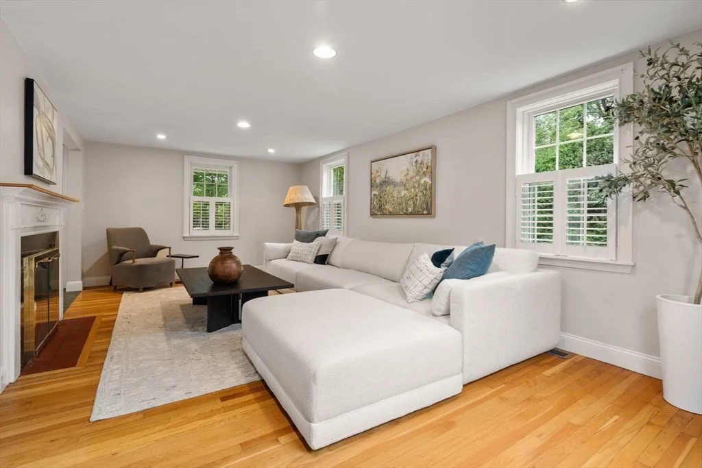 Photo of 155 Oak Street