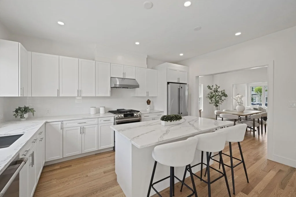 Photo of 9 Mina Way