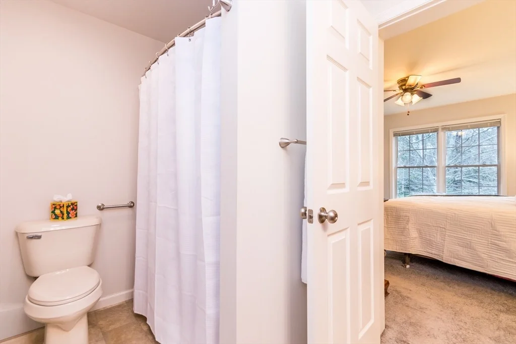 Photo of 98 Leland Rd