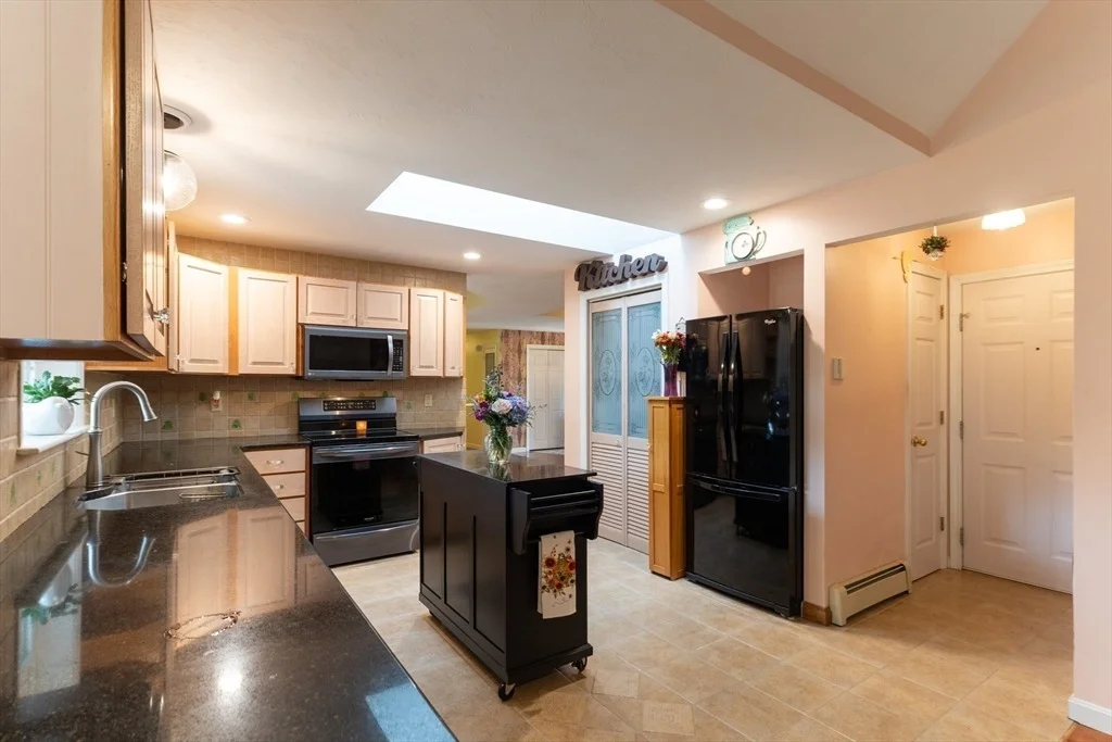 Photo of 110 Hosley Rd