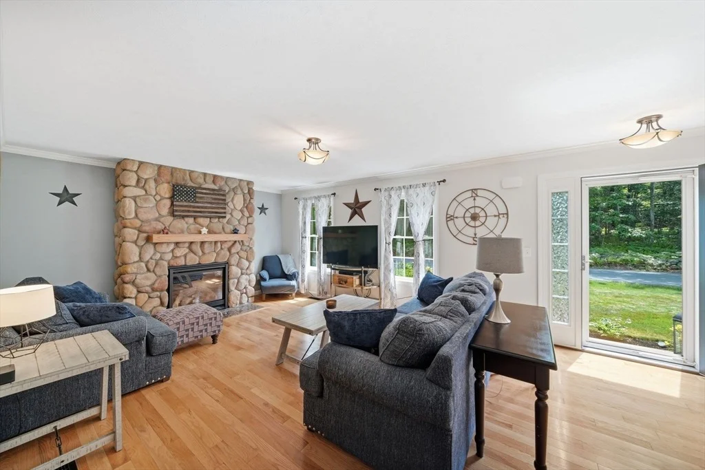 Photo of 128 Bragg Hill Rd