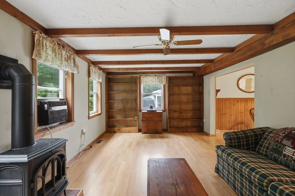Photo of 33 Bayberry Drive