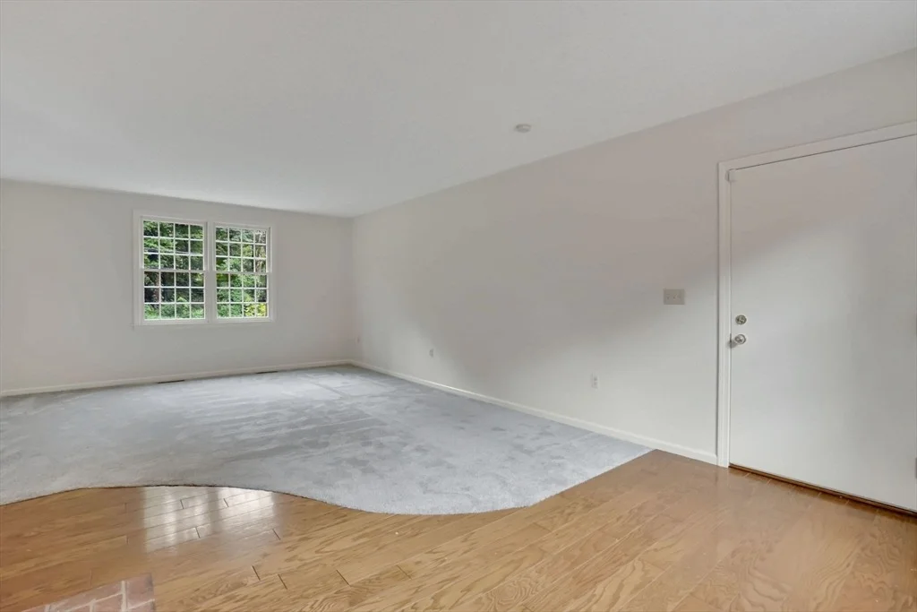 Photo of 4 Highmoor Dr