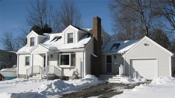 Photo of 12 Colonial Rd