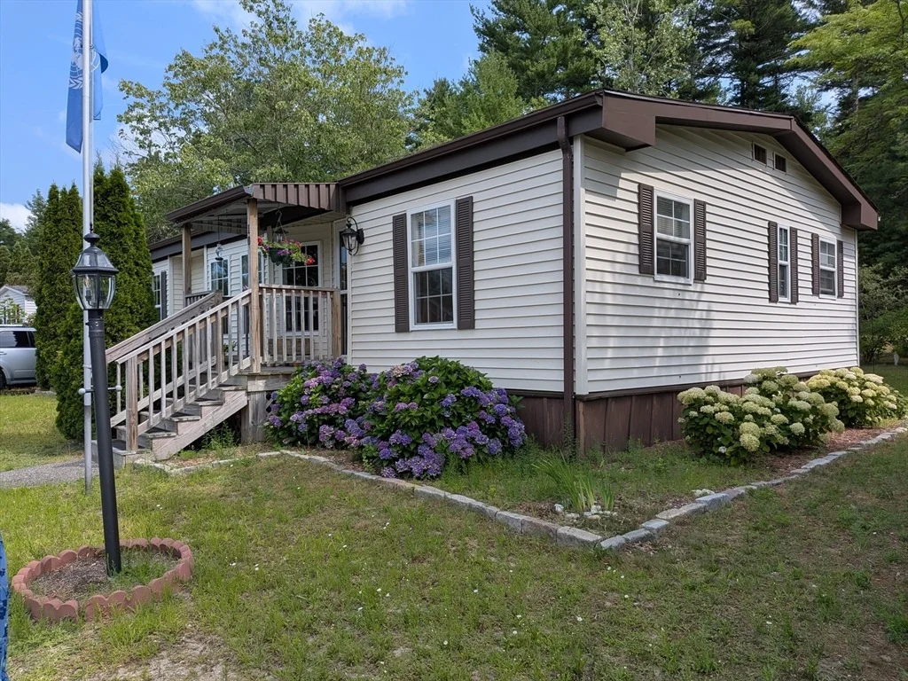 Photo of 10 Jefferson Way