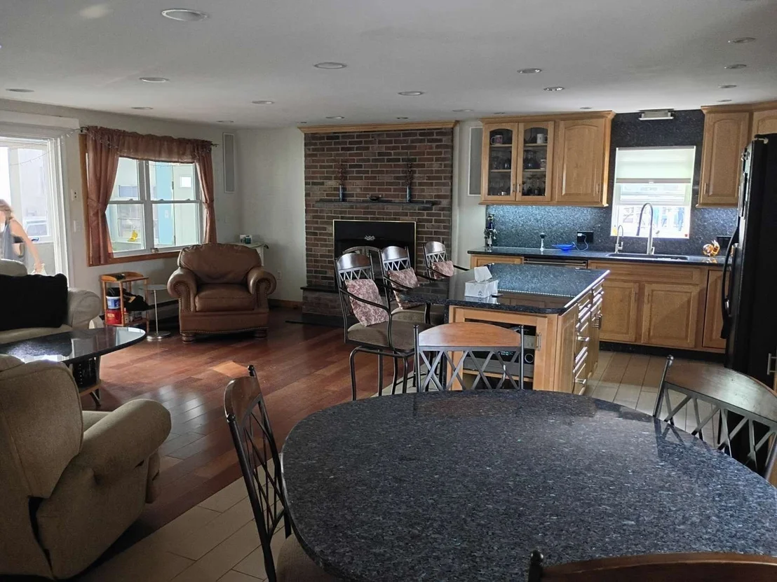 Photo of 6 Tilden Ave