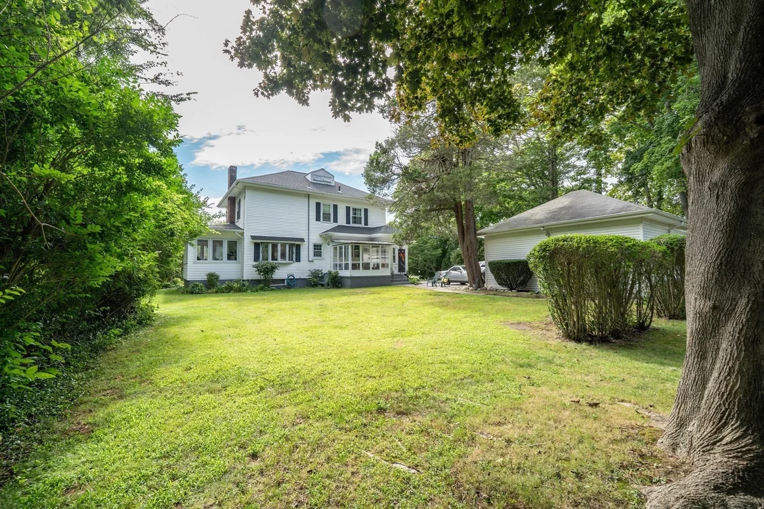Photo of 55 Akin St
