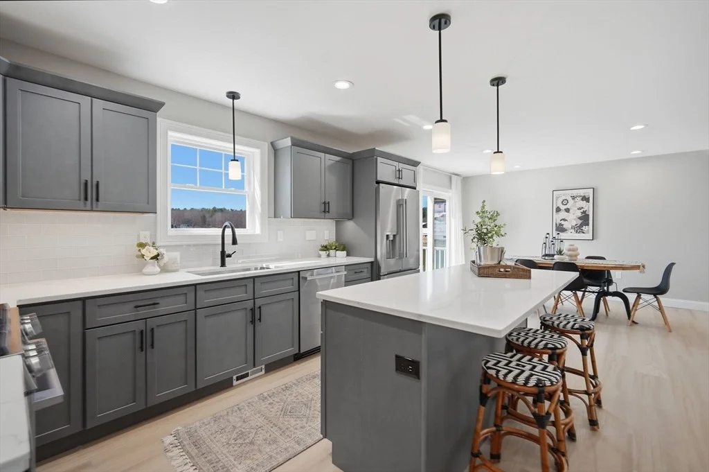 Photo of 212 Montgomery Rd