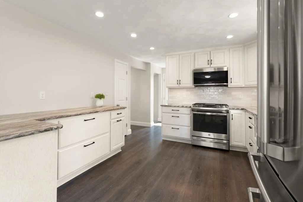 Photo of 54 Long Dr