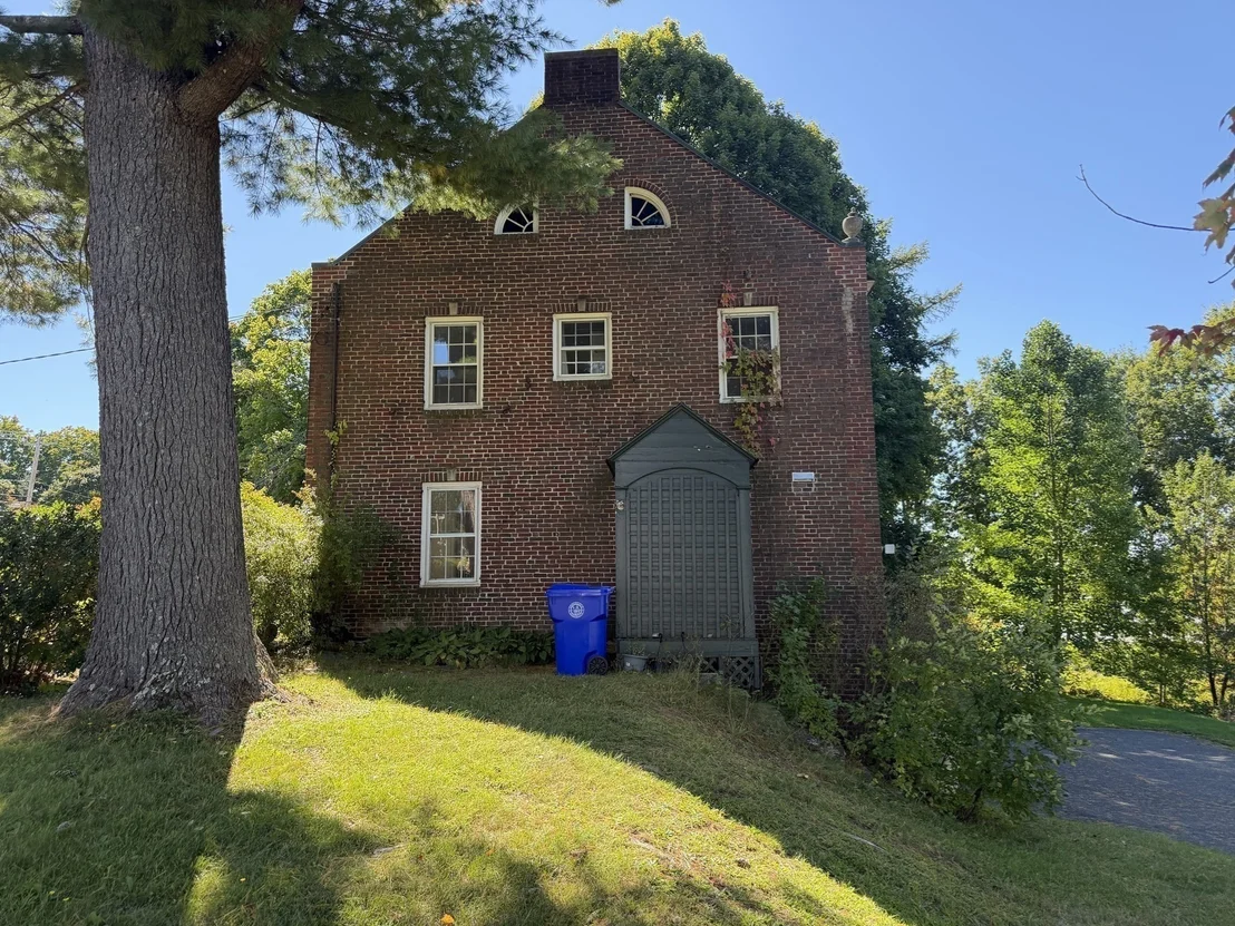 Photo of 616 Bernardston Rd