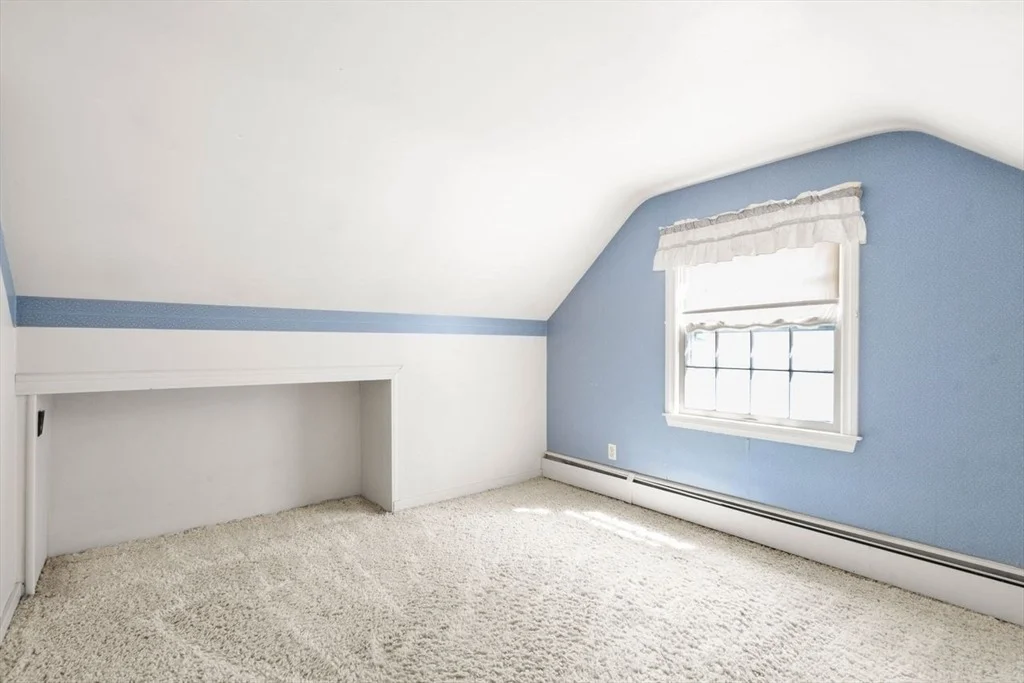 Photo of 51 Wildrose Ave